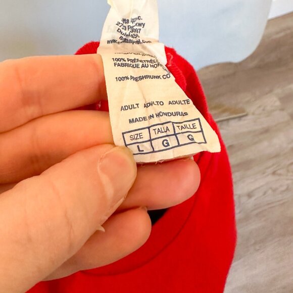 Peanuts Santa Snoopy "Chicks Dig the Beard" Christmas T-Shirt - Picture 7 of 9